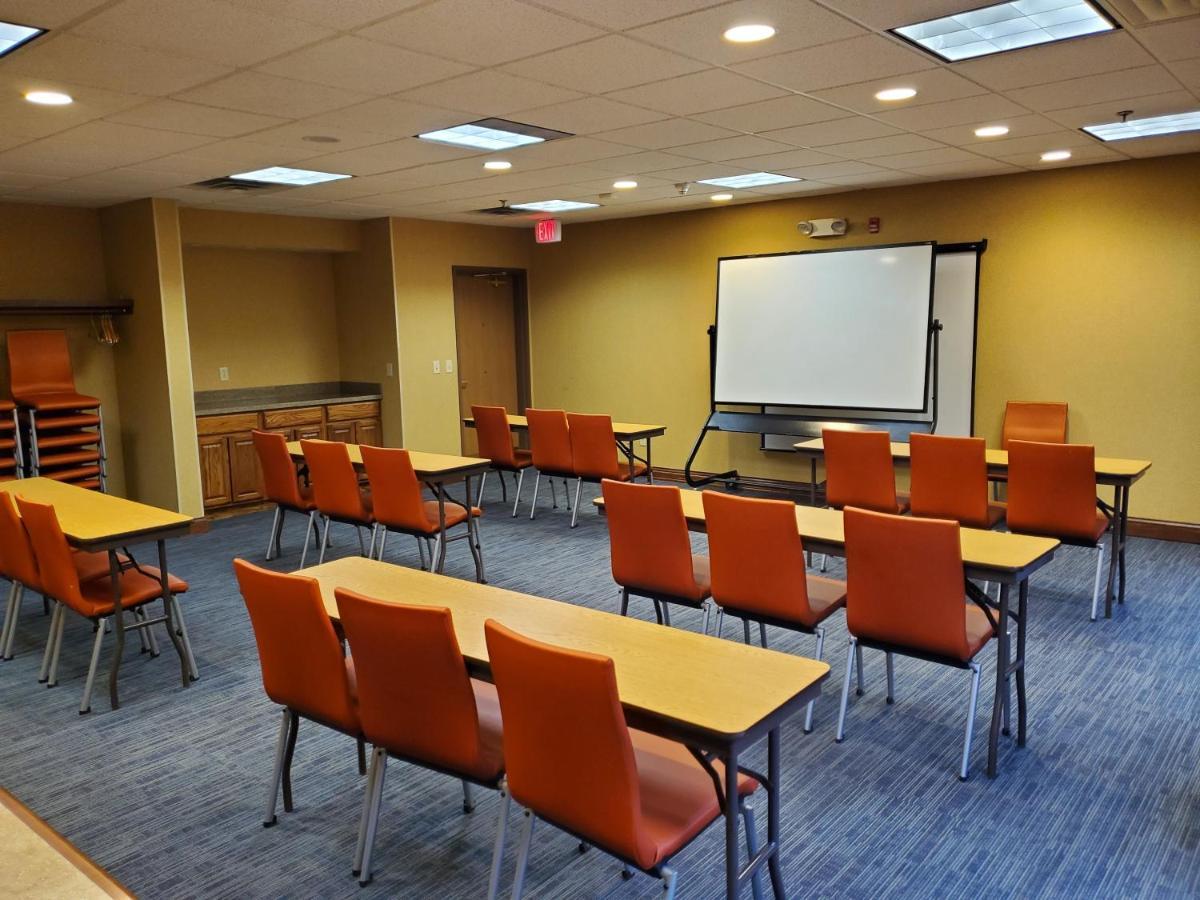 Holiday Inn Express Hotel & Suites Mattoon By Ihg מראה חיצוני תמונה