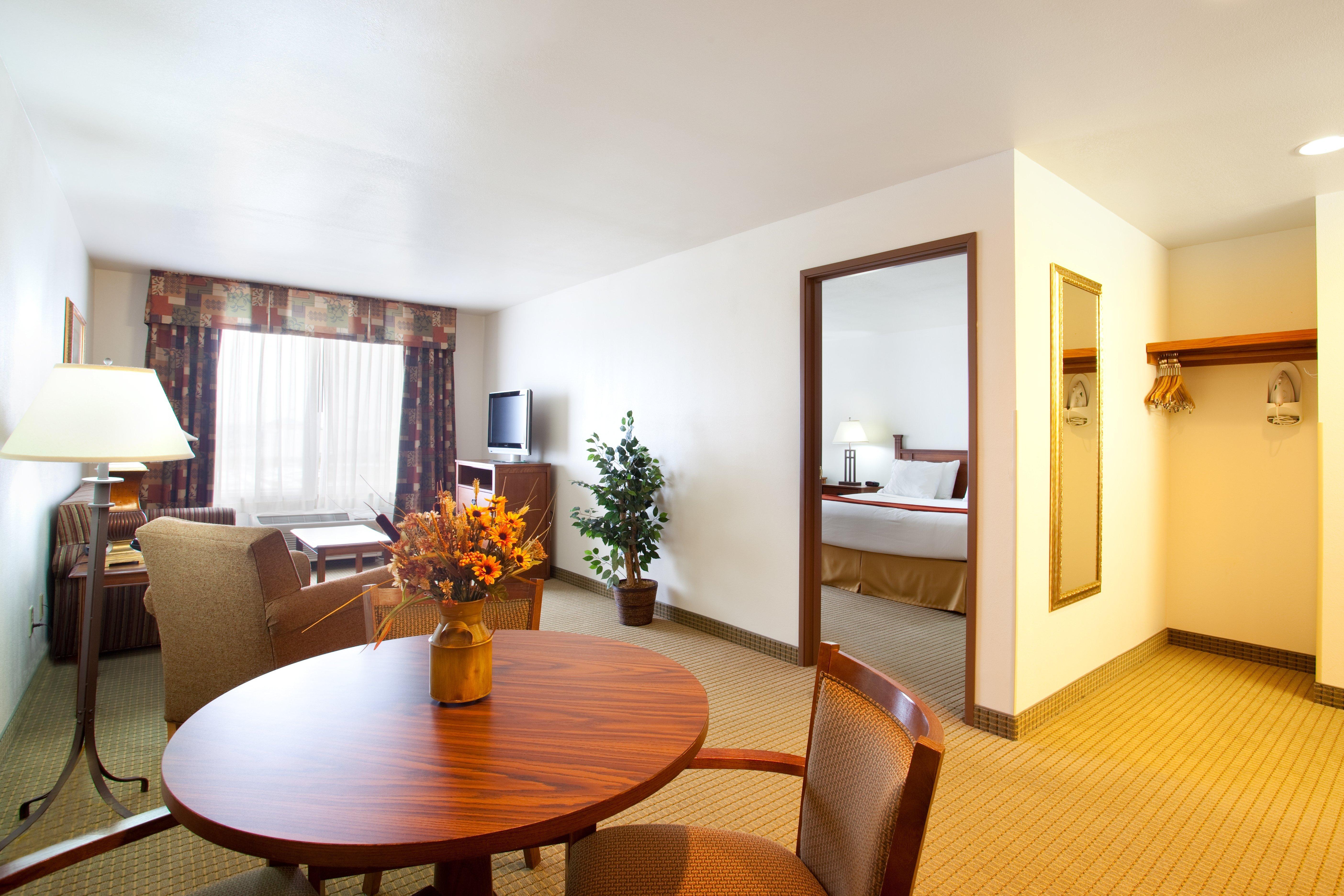 Holiday Inn Express Hotel & Suites Mattoon By Ihg מראה חיצוני תמונה