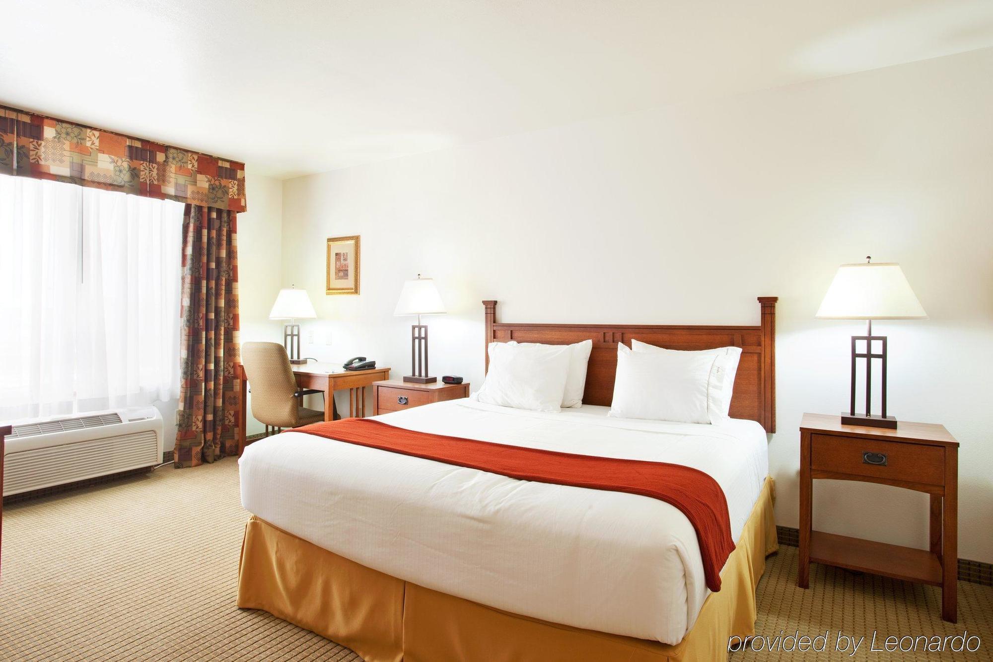 Holiday Inn Express Hotel & Suites Mattoon By Ihg מראה חיצוני תמונה